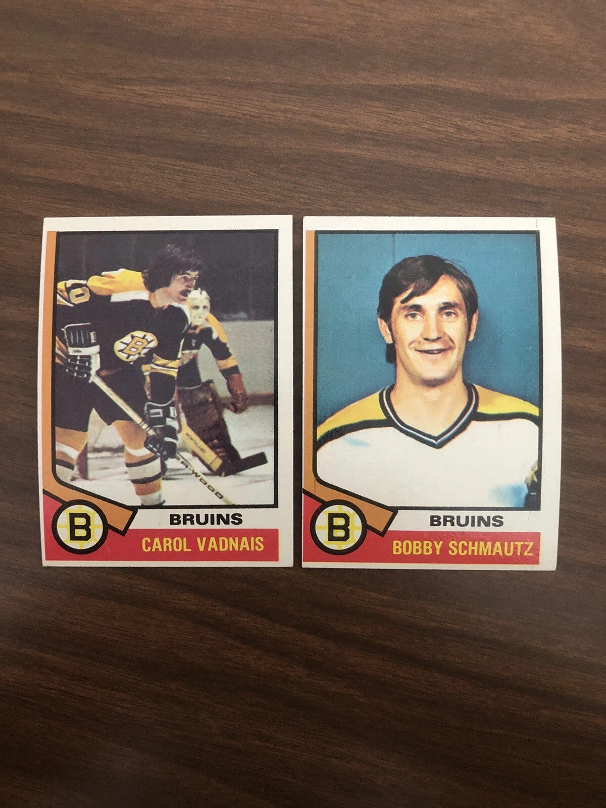 Lot of 2   1974-75  TOPPS  BOSTON BRUINS  Carol Vadnais   Bobby Schmautz  NICE