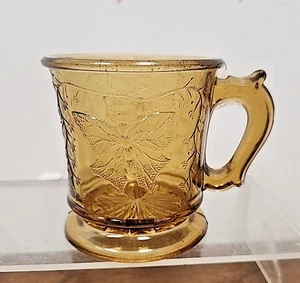 ANTIGUA TAZA ÁMBAR EAPG BRYCE HIGBEE MARIPOSA SPRAY - Imagen 1 de 6