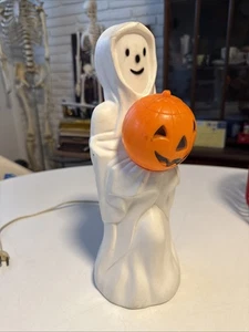 Vintage Empire Halloween Geist hält Jack O Laterne Tischplatte 14 Zoll Blasform - Bild 1 von 9