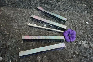 Urban Decay 24/7 glide on eye pencil eyeliner New in box select yours - Picture 1 of 17