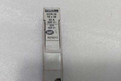 Portafusibles Compacto Ferraz Shawmut CCR.10 10X38 32A 500V - Image 1 of 4