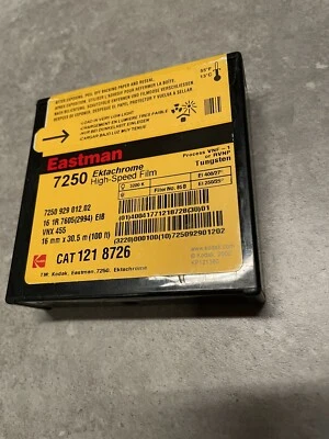 Kodak Eastman 7250 Ektachrome High Speed 16mm 100ft NEW 2002 - Image 1 of 4