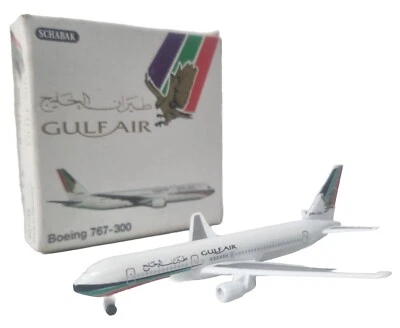 Schabak 1:600 Avion Airlines Gulf Air Boeing 767-300 927/32 Diecast Model Plane - Image 1 of 4