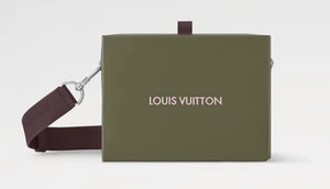 Authentic New) Louis Vuitton Shopper Clutch -M26682 | Men Bags Japan Exclusive - Picture 1 of 6