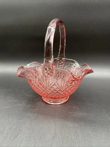 Tiara Exclusives Pineapple Pink Glass Basket w/ Diamond Fan Etched Decorative - Picture 1 of 7
