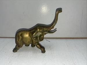 Vintage kleine massive Messing Elefantenrüssel Figur schön 4,75 "hoch 5,5" Länge - Bild 1 von 5