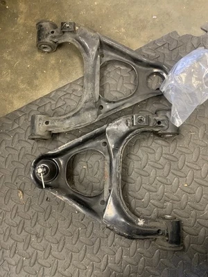 Juego de brazo de control superior delantero Mazda Miata Mx5 1999-2005 OEM con ABS NB 99-05 *LEER* Foto 1 de 4