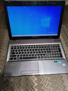 15.6" Lenovo IdeaPad Y570 FOR Parts, NOT working properly - Picture 1 of 15