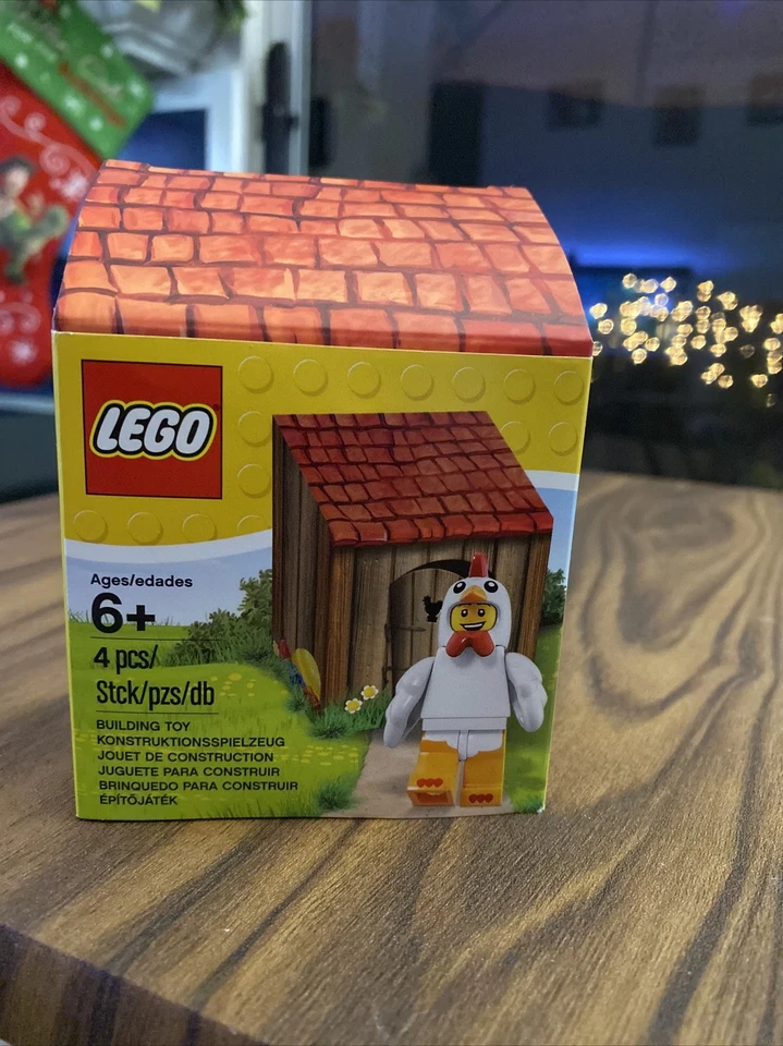 LEGO Chicken Suit Guy Easter Minifigure 5004468 in original box - Image 1 of 1