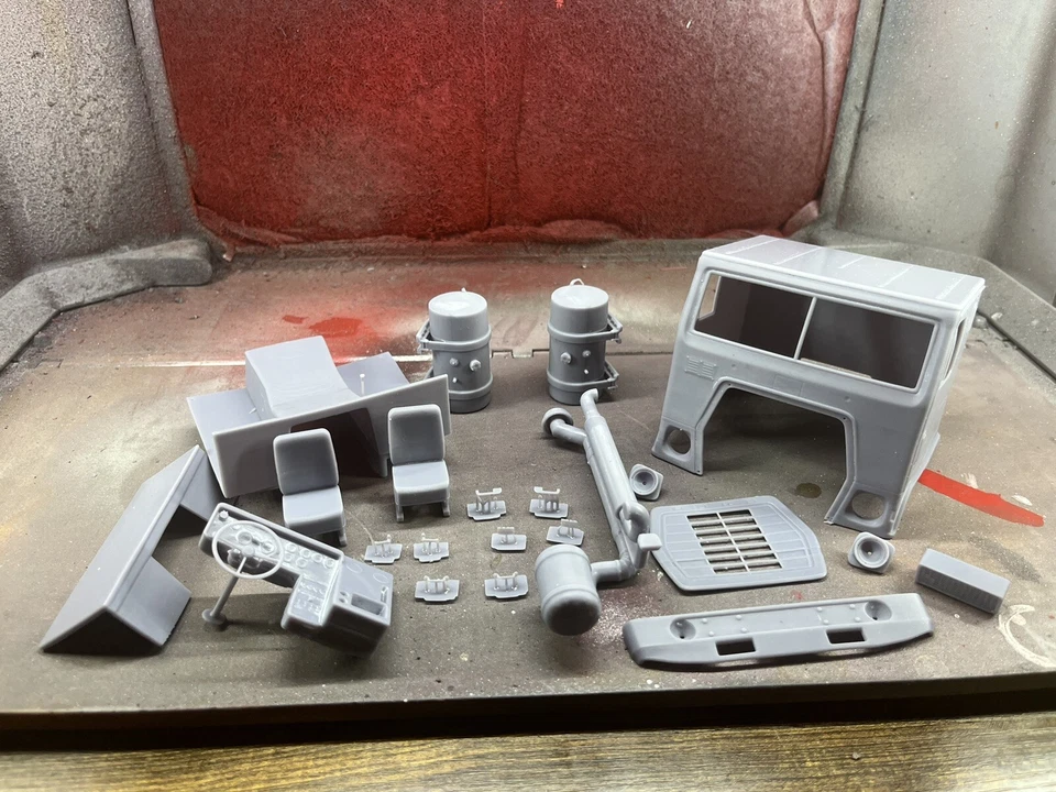 Kit de cabina Ford WT 9000 1/25 12 k impreso en 3D Foto 1 de 4
