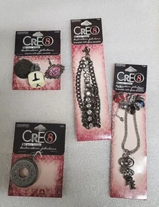 LOTE de 4 dijes Cre8 de Amy Labbe, braclets aspecto vintage steampunk - Imagen 1 de 2