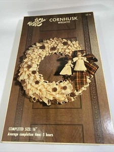 Hazels Kaboodles Corn Husk Wreath Kit - Glue Is Dried - HK 32 - Picture 1 of 9