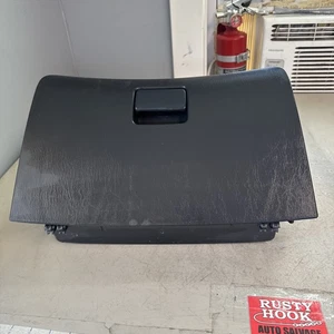 2006  TOYOTA MATRIX  Glove Box 5555002090B1 - Bild 1 von 7