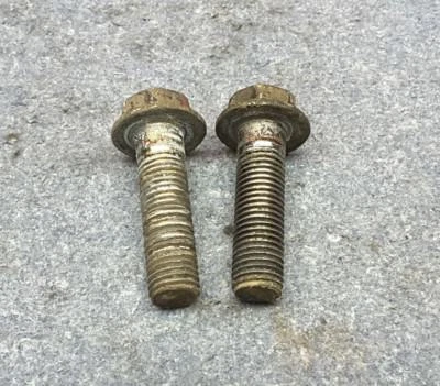 Kawasaki Ninja ZX7R 1998 98 soporte lateral soporte pernos de montaje Foto 1 de 4