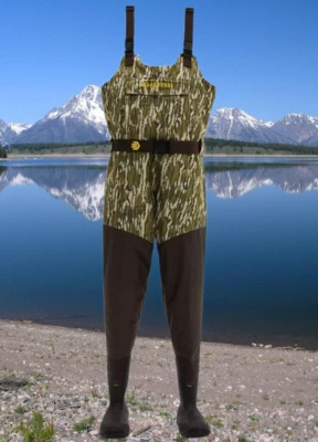 LaCrosse 736128 Men's Wetlands II Mossy Oak  1600G Chest Waders Boots Shoes - Image 1 of 4