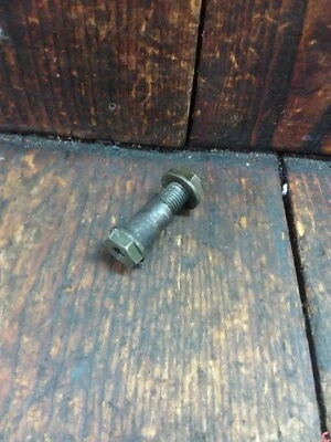 Honda VTX1800 VTX1800f2 2005 OEM soporte lateral pivote perno Foto 1 de 3