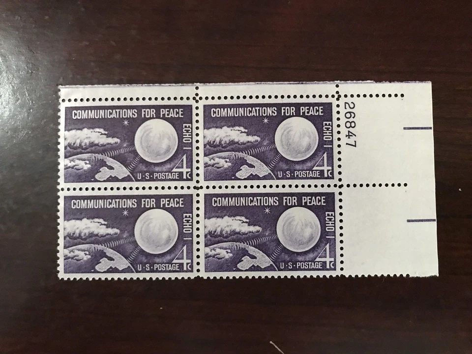 1960 U.S. 4 Cent Stamp Plate Block (Echo I - Communications for Peace) - Mint   - Image 1 of 1