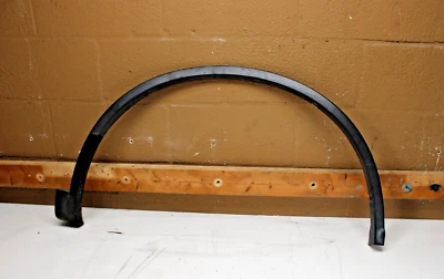 03-08 INFINITI FX35 FX45 CUARTO TRASERO DERECHO MOLDURA ACAMPANADA PASAJERO TEXTURA OEM Foto 1 de 4