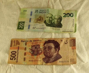 2 x Mexico 200 Pesos & 500 Pesos- 2015 Paper Money Banknotes Currency LOOK - Picture 1 of 2