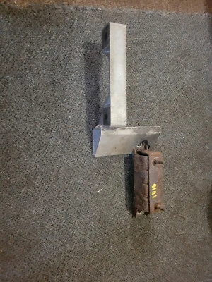 02-08TRAILBLAZER,  ENVOY,  A/T AUTOMATIC TRANSMISSION MOUNT 4.2L 4WD OEM - Image 1 of 2