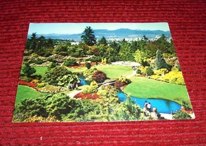 Vintage Vancouver BC Canada Queen Elizabeth Park Paper Postcard Souvenir - Picture 1 of 2