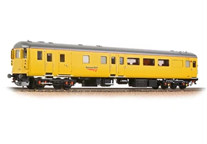 Bachmann 39-737DC BR Network Rail MK2F DBSO Driving Brake OO Gauge - Picture 1 of 1