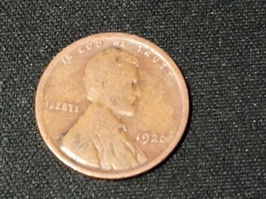 1920 P - Lincoln Wheat Penny - VG+ - Picture 1 of 2