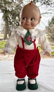Vintage 15" Kamee Jesco KEWPIE Junge in rot Samt & Seide Hemd mit Zuckerrohr Krawatte - Bild 1 von 13