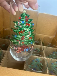 Vintage Luminarc Noel Glas 12er Set Weihnachtsbaum Stechpalme 16 Unzen Kühler Becher - Bild 1 von 7