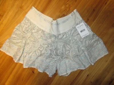 Free People 4 Ivory Multi Shorts Side Zip 2 Pockets Embroidered Shorts NWT Cute! - Image 1 of 3