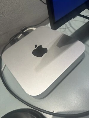 Apple Mac mini (256GB SSD, 4GB RAM, 1,4 GHz) - Immagine 1 di 4
