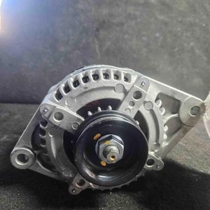 Alternator CHRYSLER PT CRUISER 04 05 turbo - Picture 1 of 4