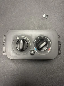 Rear Heater AC Temp Temperature Control FORD EXPEDITION 03 04 05 06 - Picture 1 of 5