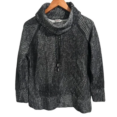 Топ Kirkland Signature черно-белый с принтом воротник-капот женский размер средний - Изображение 1 из 4