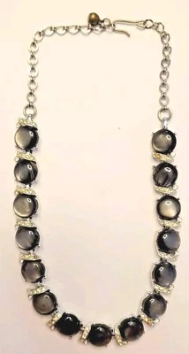 Gargantilla cadena collar piedras acrílicas o lucita redonda negra vintage tono plateado Foto 1 de 4