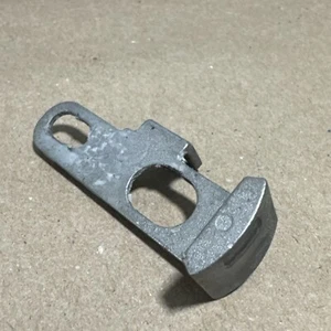 ✅ 02-08 RAM DAKOTA DURANGO STEERING COLUMN SHIFT ASSEMBLY BRACKET USED OEM - Foto 1 di 5