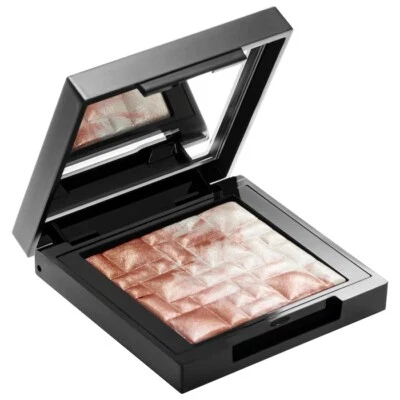 Bobbi Brown Highlighting Powder PINK GLOW - Size 0.14 Oz/4 g New In Box Mini 🎁 - Image 1 of 4