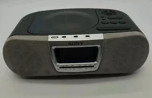 Sony Dream Machine ICF-CD830 CD AM/FM radio sveglia - completamente testato - Foto 1 di 11