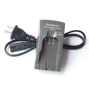 Cargador adaptador de iones de litio con enchufe para Olympus LI-10C 4.2V 860mA - Imagen 1 de 4