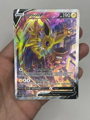 Jolteon V SWSH183 SWSH: Sword & Shield Promo Cards Holo - Image 1 of 4