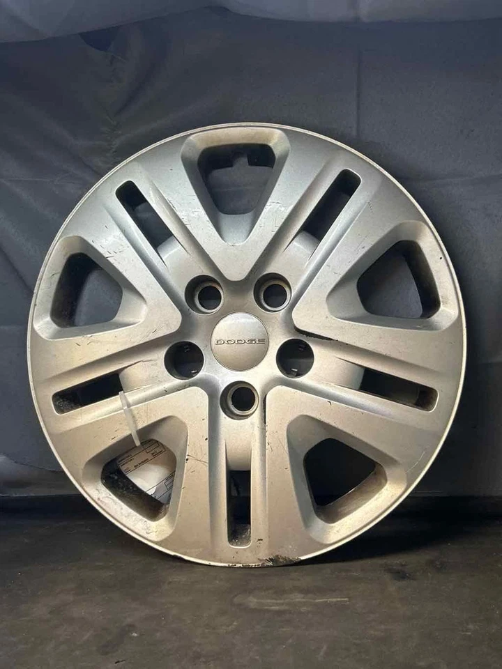 Fits 2011-2014 Dodge Avenger, 17in Wheel Cover, OEM:1TQ14PAKAA - Image 1 of 4