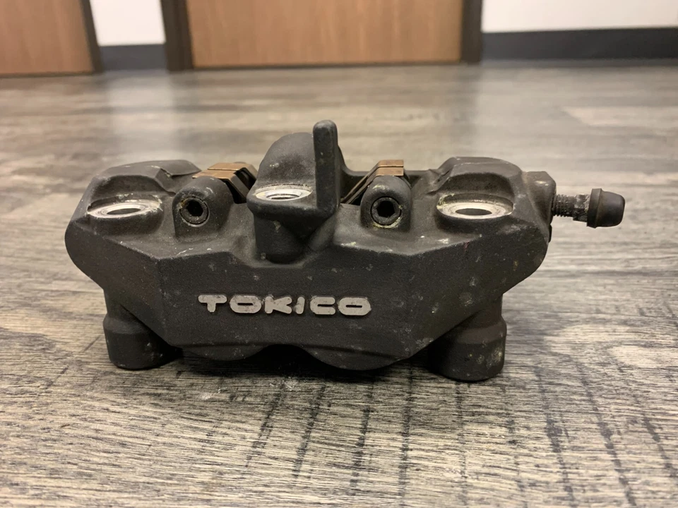 Suzuki 2008 2009 GSXR600 GSXR750 Front Right Brake Caliper TOKICO OEM * - Image 1 of 4