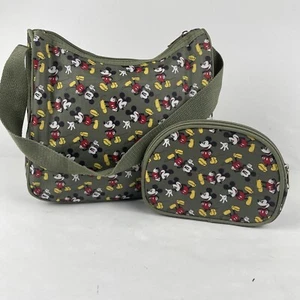Cartera de hombro con cremallera de Mickey Mouse de Disney con bolsa de cosméticos a juego de nailon verde - Imagen 1 de 17