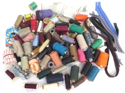 Box of Miscellaneous of Threads Zips etc - Image 1 of 3