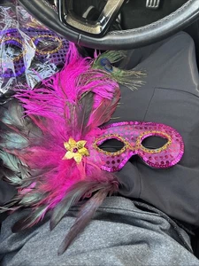 Masquerade Mask – Feathers & Gold-trimmed Sequins With Gold Flower - Picture 1 of 2