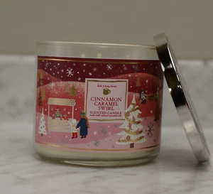 Bath & Body Works Candle 3-Wick Cinnamon Caramel Swirl 14.5 oz - Picture 1 of 1