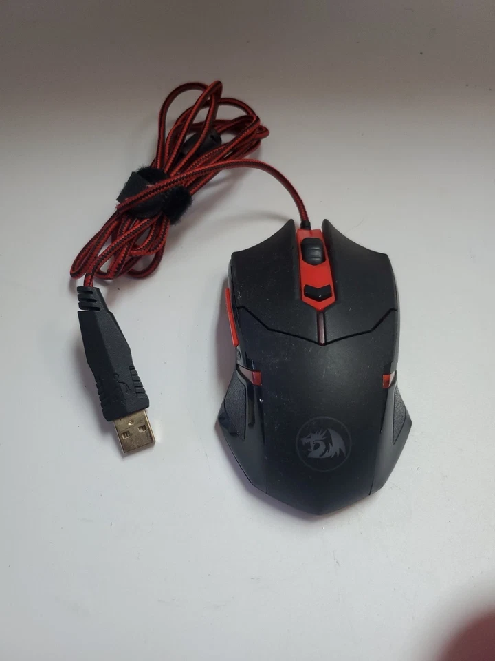 Wired Gaming Mouse. Red Dragon 3200 DPI model  S101-3. Excellent Condition - Image 1 of 3
