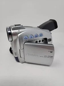 Canon ZR60 MiniDV Digital Video Camcorder - FOR PARTS - PLEASE READ DESCRIPTION - Picture 1 of 7