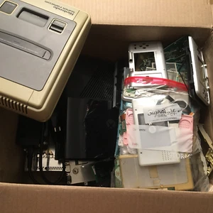 Video Game Part Lot (NDS, SNES, Xbox 360 and More) - Picture 1 of 8