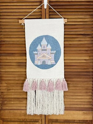 Tapeçaria bordada com tema de castelo decoração de parede quarto infantil - Imagem 1 de 4